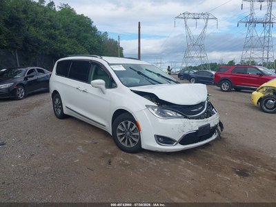 2C4RC1EG1LR****** 2020 Chrysler Pacifica