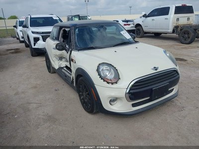WMWXP5C53GT****** 2016 MINI Hardtop