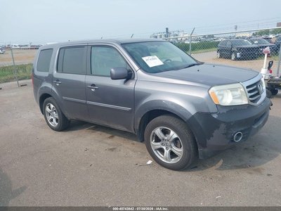 5FNYF4H58FB****** 2015 Honda Pilot