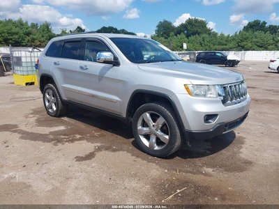1C4RJFCT2DC****** 2013 Jeep Grand Cherokee