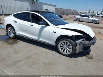 5YJSA1H17EF****** 2014 Tesla Model S