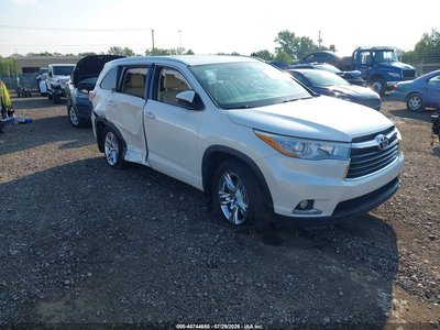2016 Toyota Highlander