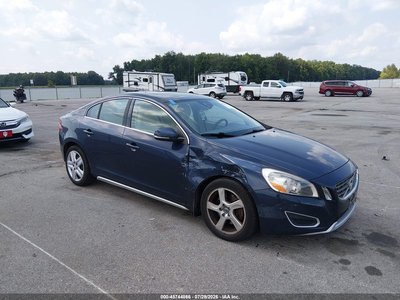 YV1622FS2C2****** 2012 Volvo S60