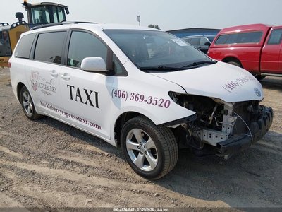2016 Toyota Sienna