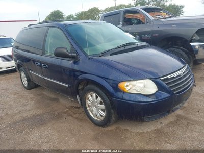 2C4GP54L95R****** 2005 Chrysler Town & Country