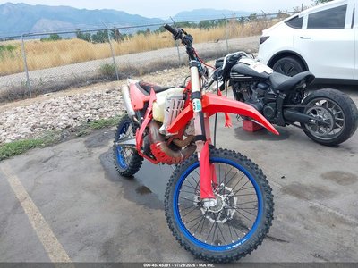 ZD3ED03C9M0****** 2021 Beta RR 2T