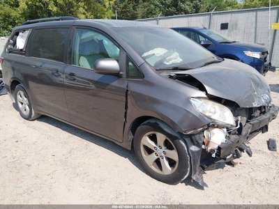 2016 Toyota Sienna