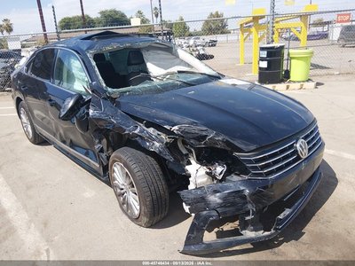 1VWBT7A31HC****** 2017 Volkswagen Passat