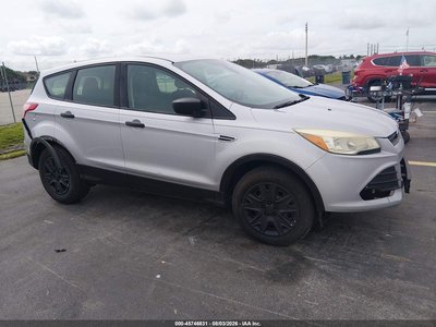 1FMCU0F78GU****** 2016 Ford Escape