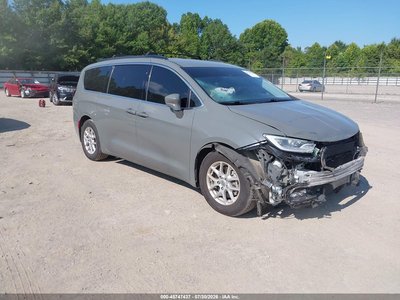 2C4RC1BG8NR****** 2022 Chrysler Pacifica