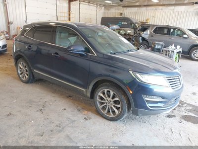 5LMCJ2A9XFU****** 2015 Lincoln MKC