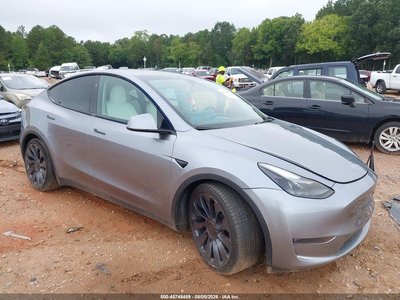 7SAYGDEFXRA****** 2024 Tesla Model Y