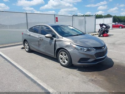 1G1BE5SM2J7****** 2018 Chevrolet Cruze