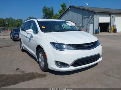 2C4RC1L76JR****** 2018 Chrysler Pacifica Hybrid