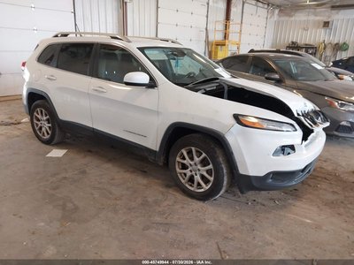 1C4PJLCS0GW****** 2016 Jeep Cherokee
