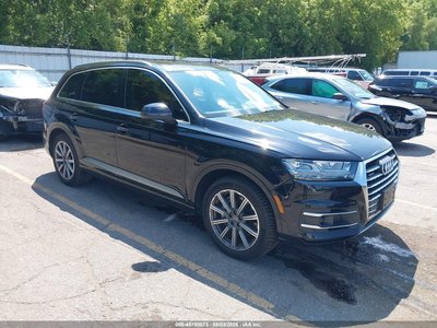 WA1LHAF7XJD****** 2018 Audi Q7