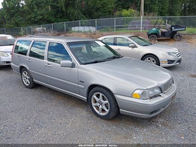 YV1LW5577W3****** 1998 Volvo V70