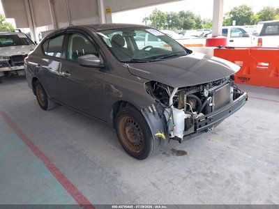 2016 Nissan Versa