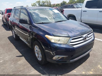 5TDZK3EH9BS****** 2011 Toyota Highlander