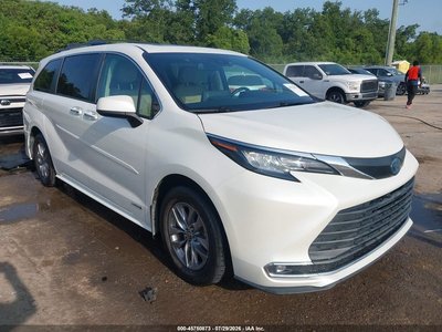 5TDYRKEC6MS****** 2021 Toyota Sienna Hybrid