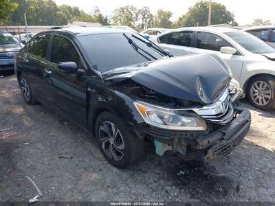 1HGCR2F33GA****** 2016 Honda Accord