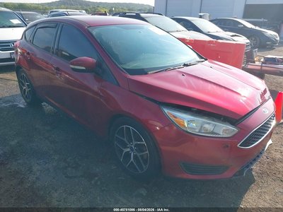 1FADP3K24GL****** 2016 Ford Focus