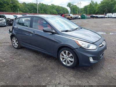 KMHCU5AE7CU****** 2012 Hyundai Accent