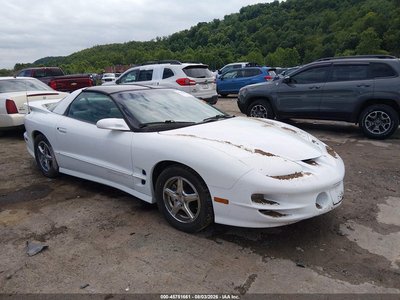 2G2FV22G4Y2****** 2000 Pontiac Firebird