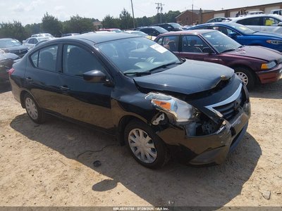 2018 Nissan Versa