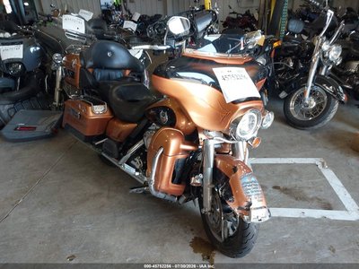 1HD1FC4448Y****** 2008 Harley-Davidson FLHTCUI