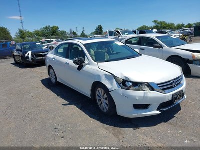 1HGCR2F80EA****** 2014 Honda Accord