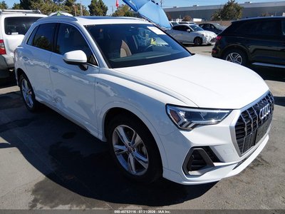 WA1EECF39L1****** 2020 Audi Q3