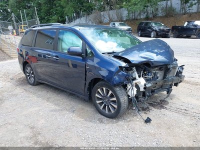 5TDDZ3DCXKS****** 2019 Toyota Sienna