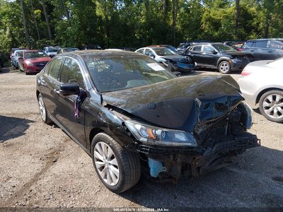 1HGCR3F8XFA****** 2015 Honda Accord