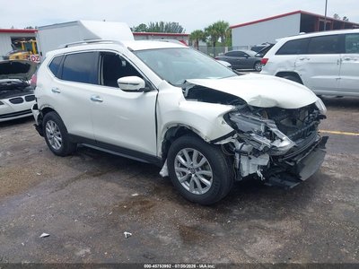 2020 Nissan Rogue