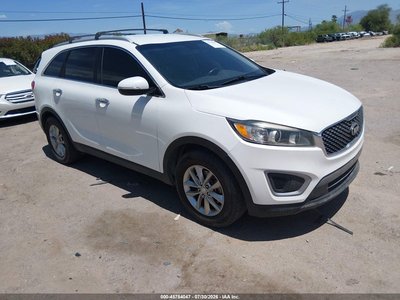 5XYPG4A52GG****** 2016 Kia Sorento