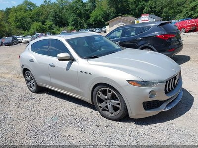 ZN661XULXHX****** 2017 Maserati Levante