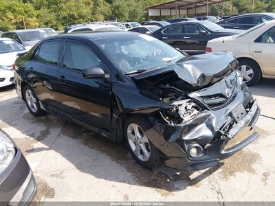 5YFBU4EE5DP****** 2013 Toyota Corolla