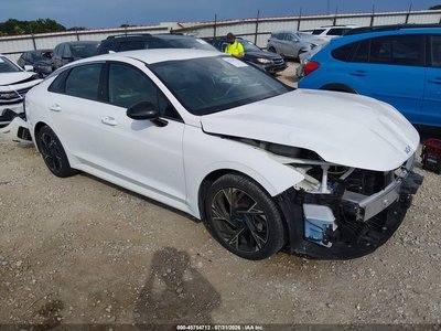 2025 Kia K5