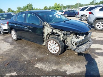 3N1AB7AP6JY****** 2018 Nissan Sentra