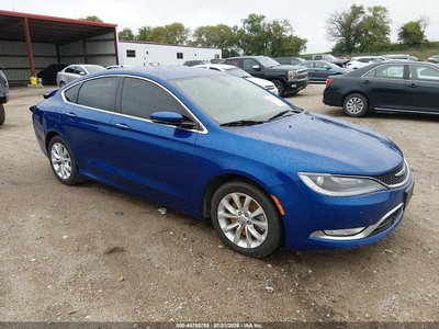 2015 Chrysler 200