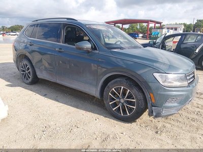 3VV3B7AX4KM****** 2019 Volkswagen Tiguan