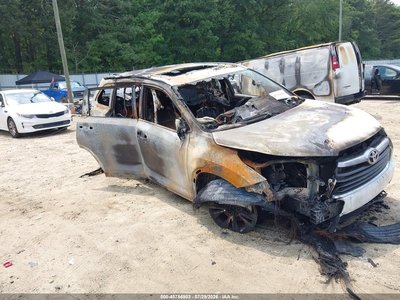 5TDKKRFH5GS****** 2016 Toyota Highlander