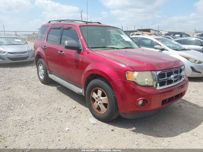 1FMCU0DG6CK****** 2012 Ford Escape