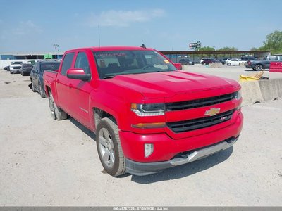 3GCUKREC2JG****** 2018 Chevrolet Silverado 1500