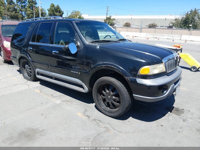 5LMPU28L8WL****** 1998 Lincoln Navigator