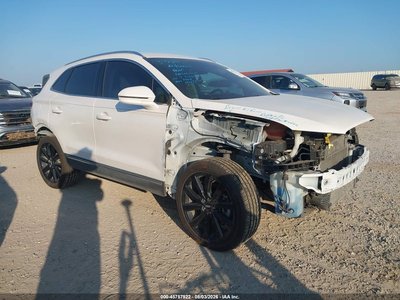 5LMCJ2D90KU****** 2019 Lincoln MKC