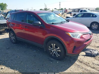 2T3BFREV6JW****** 2018 Toyota RAV4