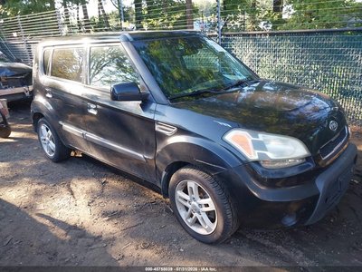 KNDJT2A28A7****** 2010 Kia Soul