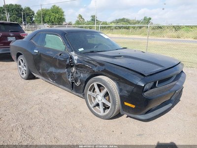 2C3CDYAG0EH****** 2014 Dodge Challenger